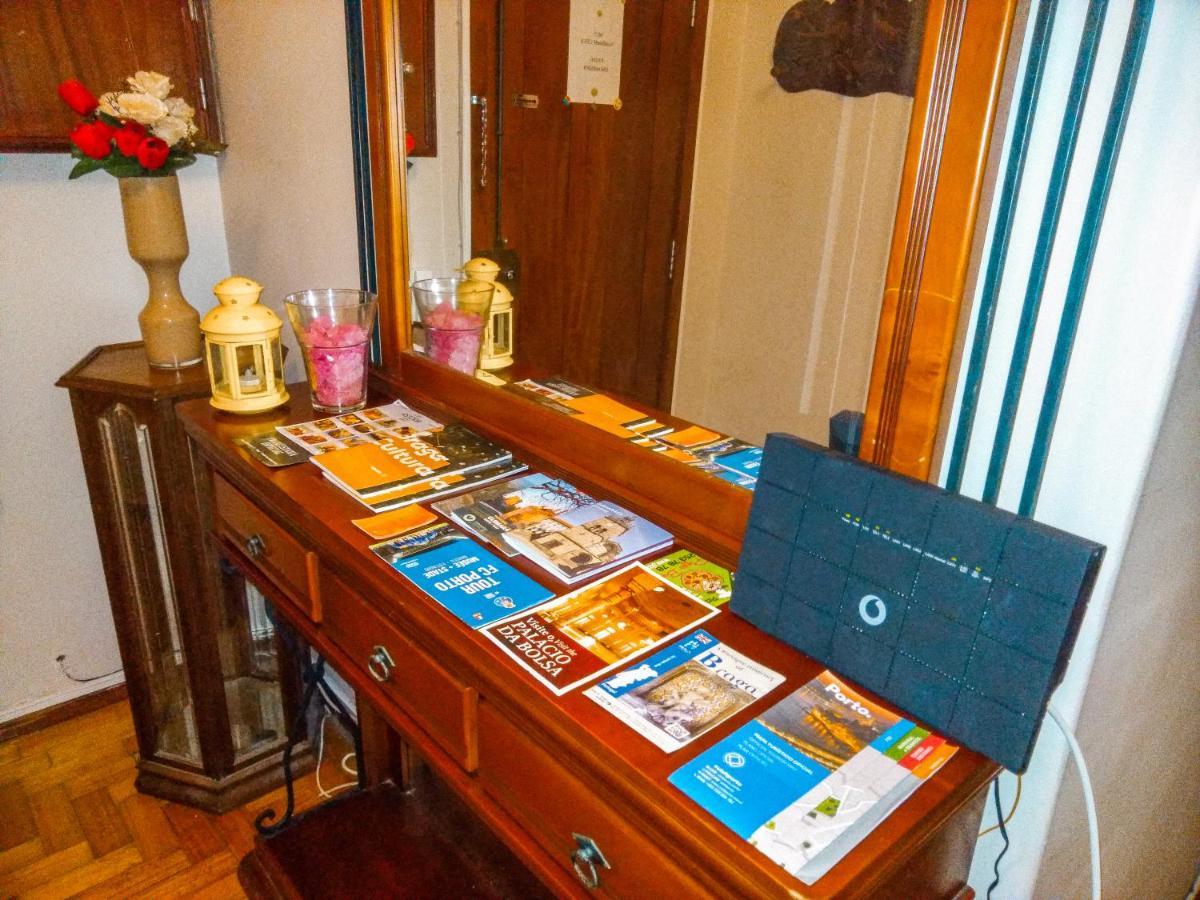 Enjoy Braga Estação - Charming Bedrooms in the Historic Center Exterior foto