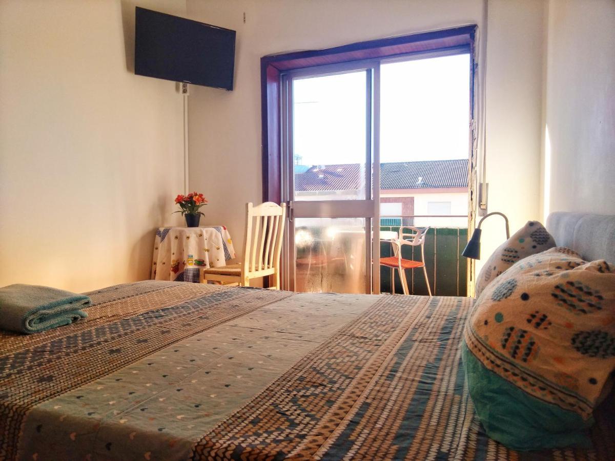 Enjoy Braga Estação - Charming Bedrooms in the Historic Center Exterior foto