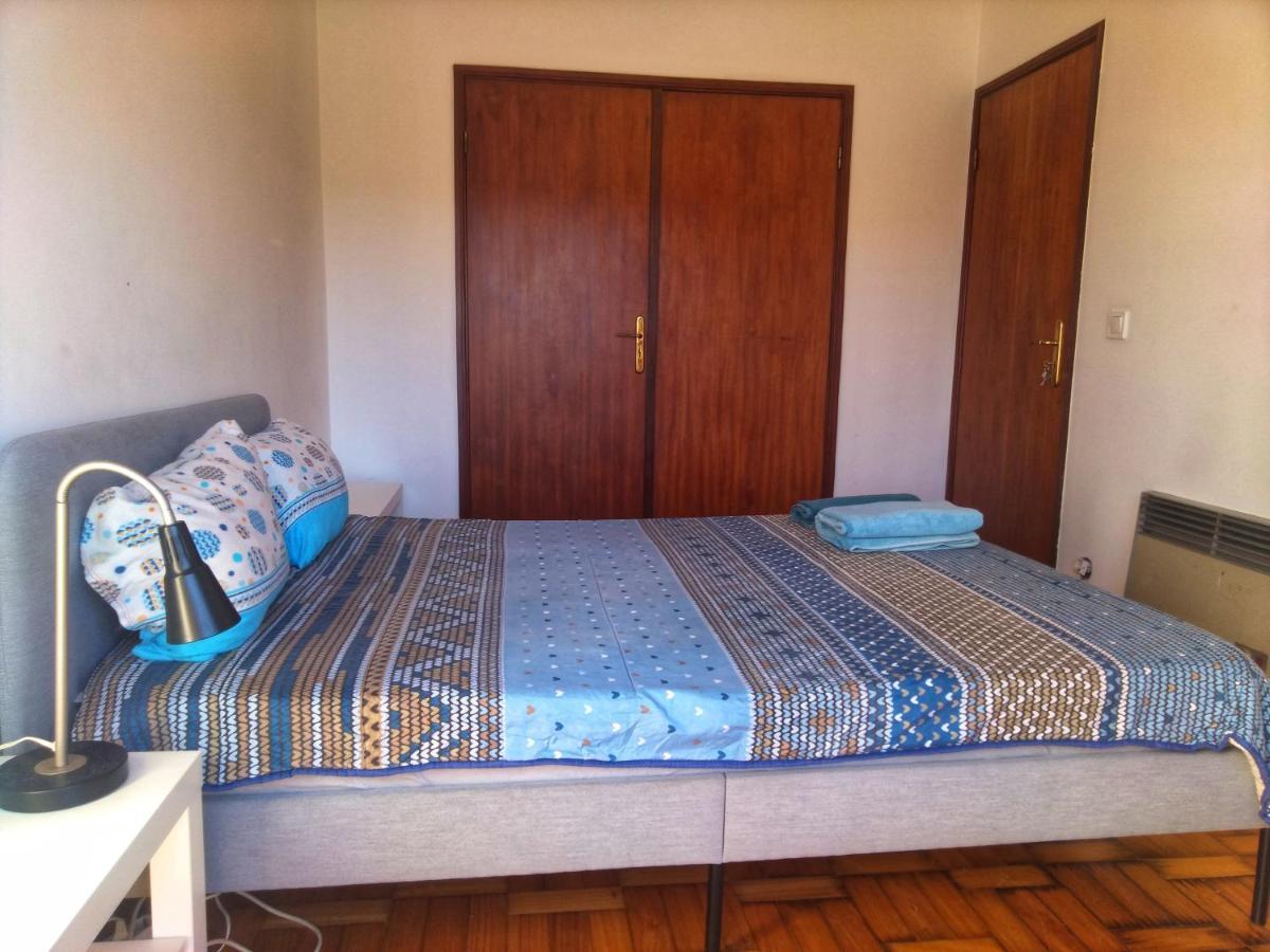 Enjoy Braga Estação - Charming Bedrooms in the Historic Center Exterior foto